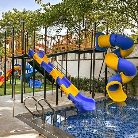 Meritas Aura Resort Lonavala Dış mekan fotoğraf