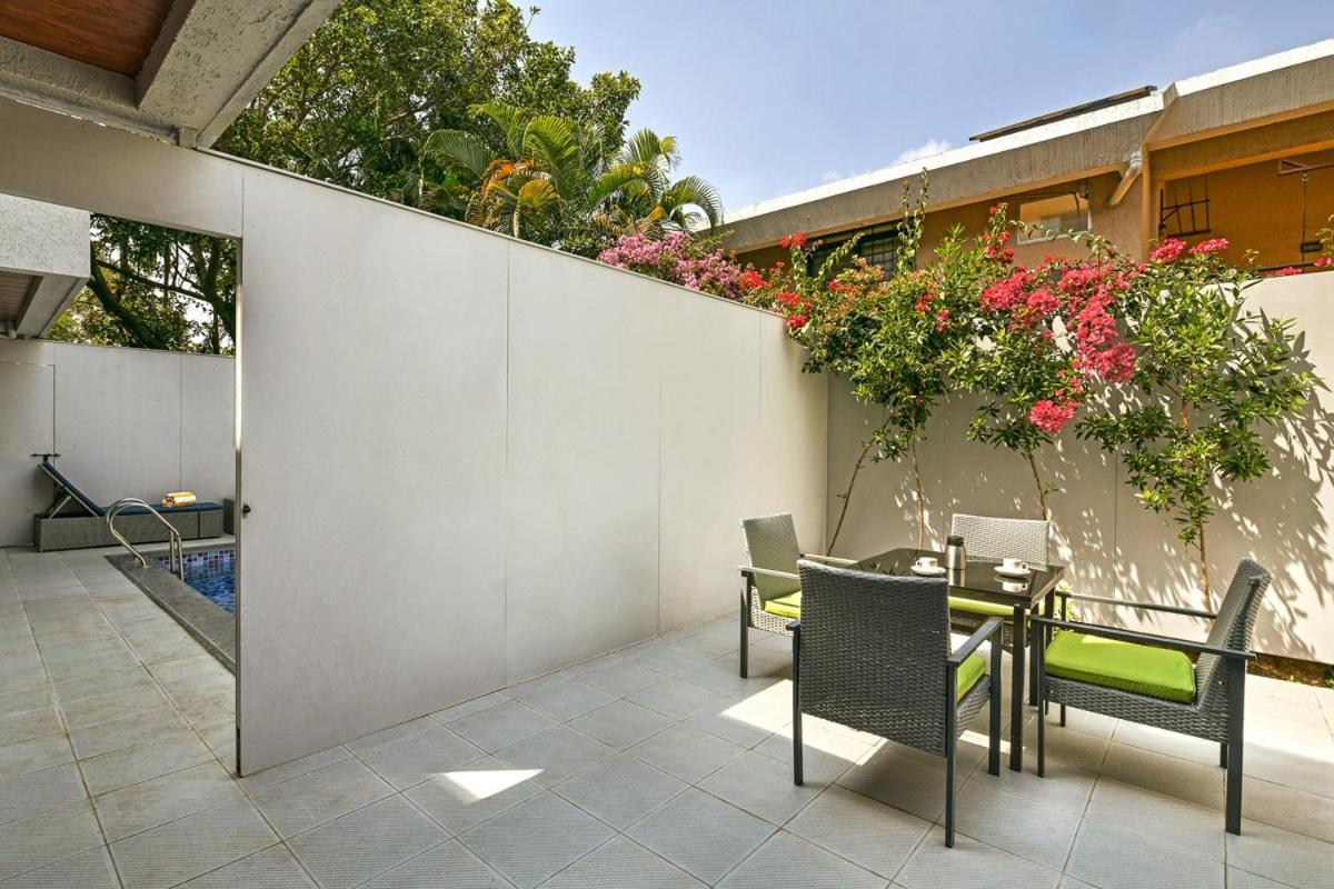 Meritas Aura Resort Lonavala Dış mekan fotoğraf