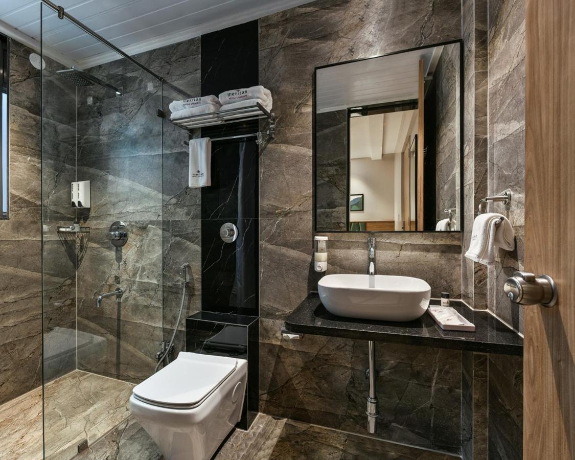 Meritas Aura Resort Lonavala Dış mekan fotoğraf